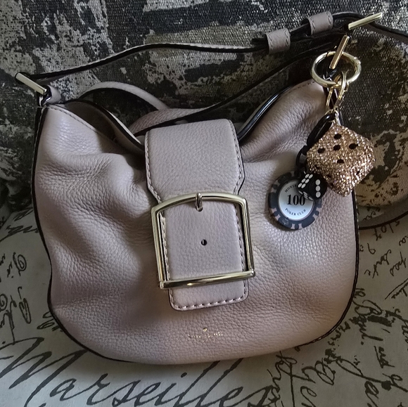 Kate Spade ♠️ NY Healy Lane Lawrie Leather Bag EUC w/ 2 Charms - Picture 1 of 15
